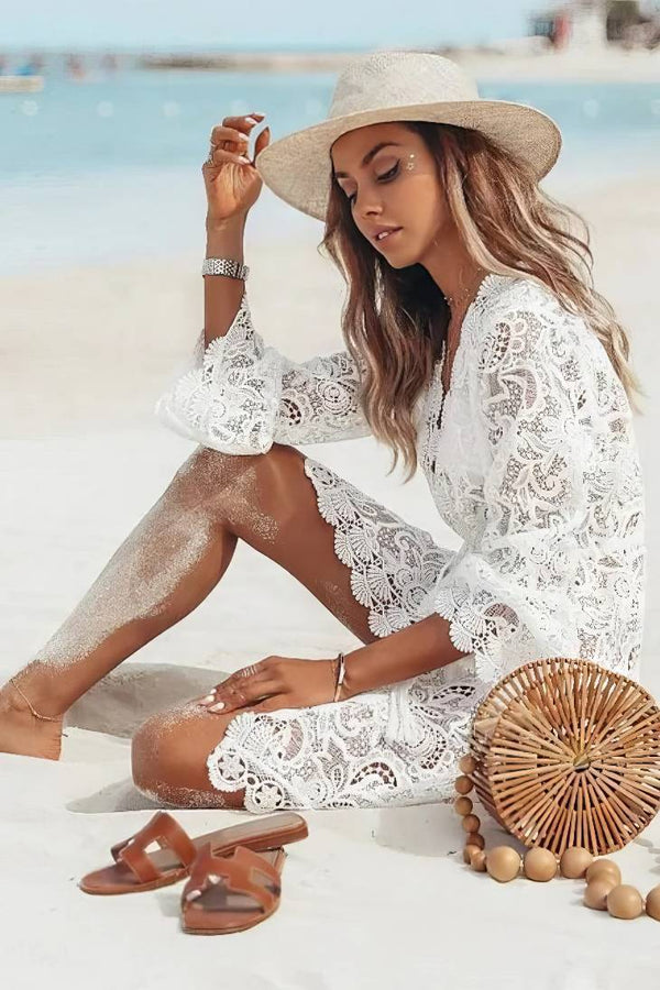 Robe Champêtre Bohème Mini Dentelle Blanche Col V Manches Longues Évasées Robe De Plage