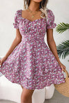 Robe Champêtre Courte Plissée Fleurie Manches Courtes