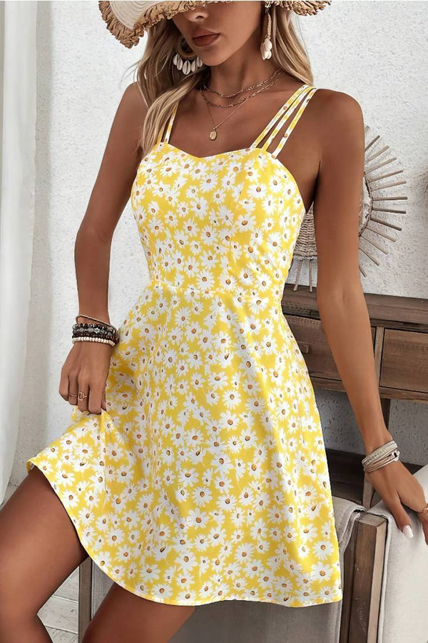 Robe Champêtre Courte Trapèze Jaune À Marguerites Bretelles Fines Sans Manches