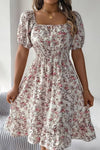 Robe Champêtre Midi Col Carré Manches Bouffantes Coupe A-Line Fleurie
