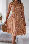 Robe Champêtre Trapèze À Fleurs Épaules Dénudées Manches Bouffantes Longueur Midi