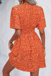 Robe Champêtre Trapèze Orange À Fleurs Manches Papillon Col V
