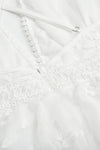 Robe Champêtre Courte Col En V Bretelles Fines Dentelle Fleurie Coupe A-Line Blanche
