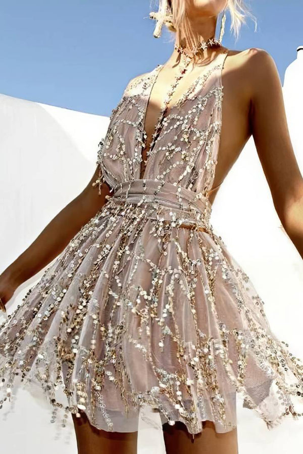 Robe Champêtre Courte Col Licou Dos Nu Coupe A-Line Paillettes