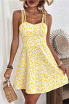 Robe Champêtre Courte Trapèze Jaune À Marguerites Bretelles Fines Sans Manches