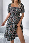 Robe Champêtre Midi Col Carré Manches Bouffantes Coupe A-Line Fleurie