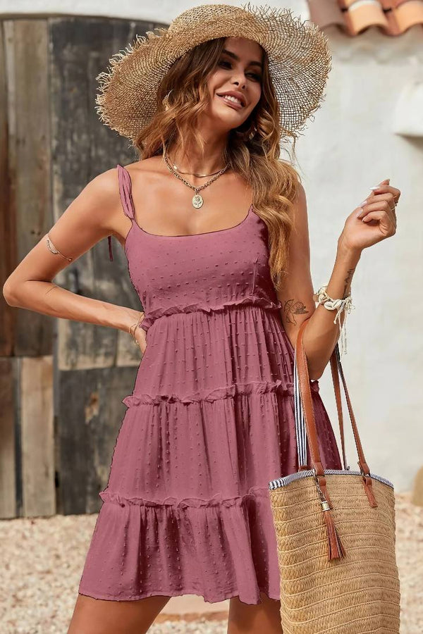 Robe Champêtre Mini À Pois Col Carré Bretelles Fines Jupe À Volants
