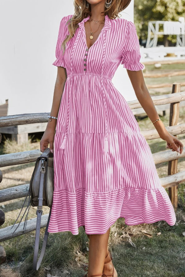 Robe Champêtre Rayée Col V Manches Courtes Taille Élastique Midi Évasée Été